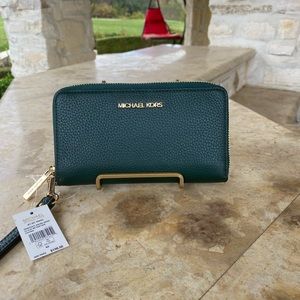 Michael Kors multifunctional phone Wallet Green